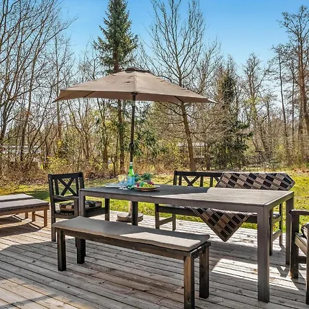 3 Bedroom Amazing In Rørvig